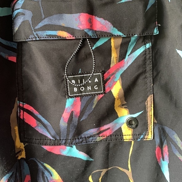 BILLABONG Recycler Sundays Layback Beach Shorts - Picture 6 of 7